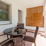 Tino Apartman *