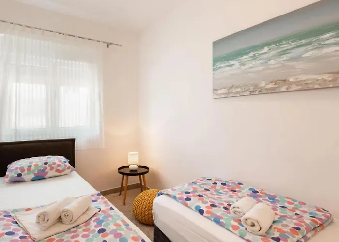 Apartment Tino